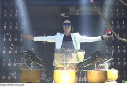 dj悠悠吃瓜视频,揭秘娱乐圈幕后真相