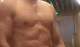 八块腹肌吃瓜视频,揭秘八块腹肌背后的健身秘诀