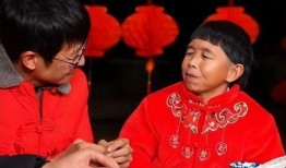 老小孩和康仔的视频吃瓜,揭秘视频中的吃瓜趣事