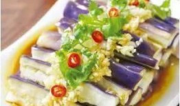 茄瓜用不用水煮着吃呢视频,水煮还是直接炒？揭秘最佳食用技巧