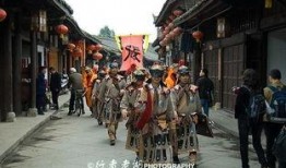 阆中古城吃瓜事件视频曝光,视频曝光引发网友热议