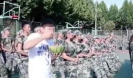 吃瓜群众军训视频真实吗,吃瓜群众视角下的真实军训生活