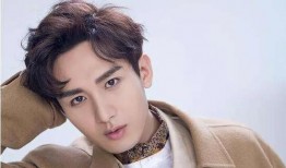 成毅吃瓜直拍是真的吗视频,真相揭秘还是炒作？