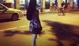 吃瓜女生背影视频,揭秘吃瓜女生背影的神秘魅力
