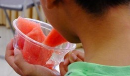 吃瓜节的视频,趣味视频带你领略年度盛事