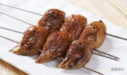 刘大瓜吃麻辣鸡头视频,辣味十足，网友直呼过瘾！