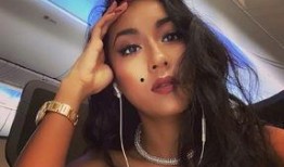 安娜模特吃瓜照片视频,揭秘幕后花絮与时尚瞬间