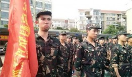 吃瓜群众军训视频真实吗,吃瓜群众视角下的真实军训生活