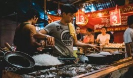 刘庄夜市吃瓜事件视频,一场引发热议的街头冲突瞬间