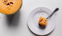 糕糕学姐吃瓜视频,吃瓜视频背后的精彩故事