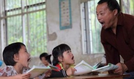 乡村教师吃瓜事件视频大全,揭秘农村教育现状与师生生活百态